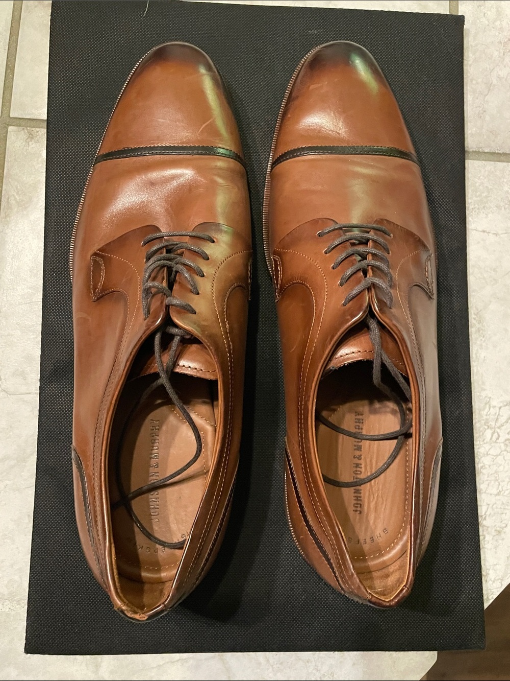 Johnston & Murphy Brown Leather Cap-Toe Oxford Shoes. Sheepskin